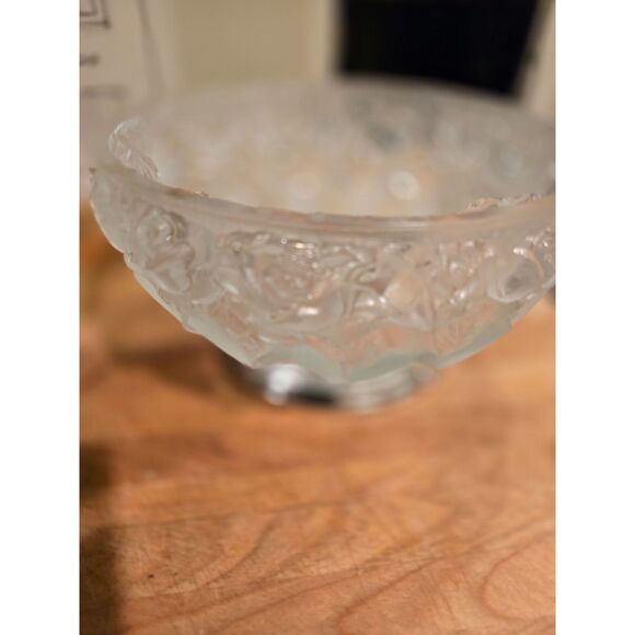 William Adams Frosted 24% lead Crystal Germany Serving Bowl Roses Silverplate - Picture 2 of 7